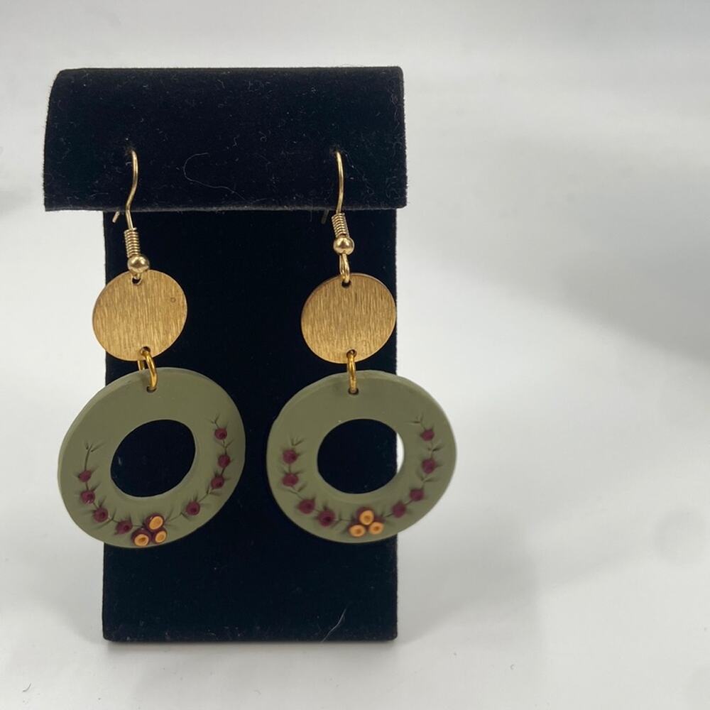 Handmade green wreath gold disc earrings